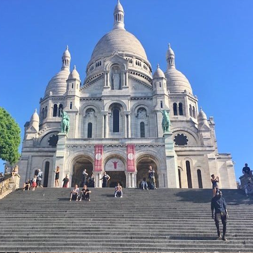 Montmartre-&_-Sacré-Coeur-Tour-06